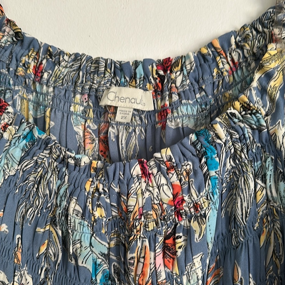 Host Pick Chenault Blue Floral Tropical Blouse - Picture 3 of 4